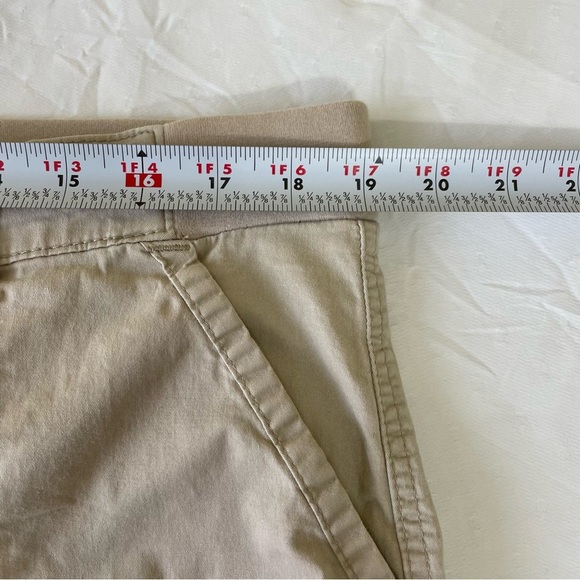 Lee Relaxed Fit Mid Rise Women’s Size 18 98% cotton 2% Spandex Khaki color - Picture 8 of 13